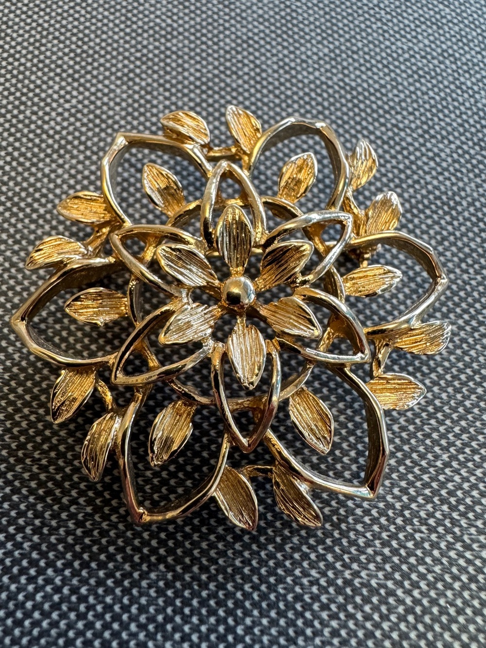 Vintage Sarah Coventry Gold Tone Layered Flower Brooch Pin